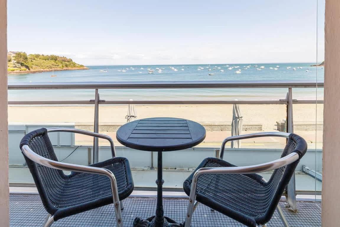 Les Pieds Dans L'Eau - Appartment 2 - Vue Mer Cancale Exterior foto